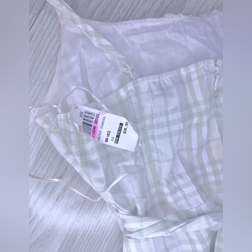 HYFVE Women’s Green Gingham Summer Romper - Picture 4 of 9